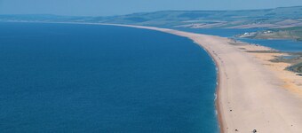Sunseeker Renagade 60ft in Weymouth. Perfect to explore the Jurassic Coast.
