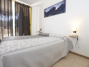 2 makuuhuonetta, vuodevaatteet