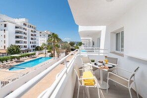 Standard-Apartment, Balkon, Gartenblick | Terrasse/Patio