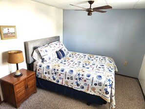 2 camere, ferro/asse da stiro, Wi-Fi gratuito, lenzuola