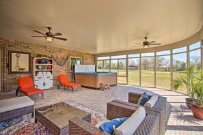 Terrace/patio - 16-Acre Pilot Point Ranch: Private Pond & Hot Tub (Pilot Point)