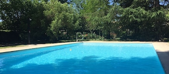 Maison 2 personnes avec piscine chauffée à Martel (Lot)