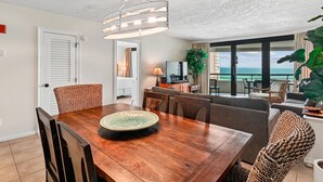 Dining - Edgewater #1205 | Gulf Front in Destin, Spectacular Views + Amenities (Miramar Beach)