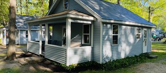 CABIN #3 WITH LAKE VIEW AT HIGGINS LAKE - TRUE NORTH CABIN RENTALS