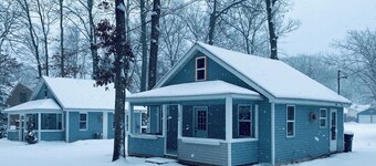 CABIN #3 WITH LAKE VIEW AT HIGGINS LAKE - TRUE NORTH CABIN RENTALS