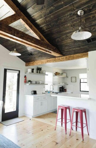 The White Barn