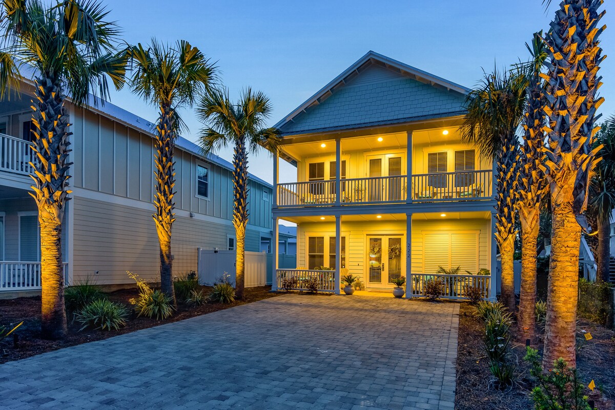 Special event private beach house with saltwater pool, half block from the beach