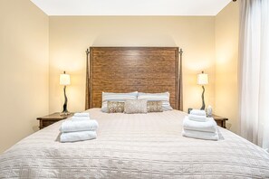 6 Schlafzimmer, Bügeleisen/Bügelbrett, Internetzugang, Bettwäsche