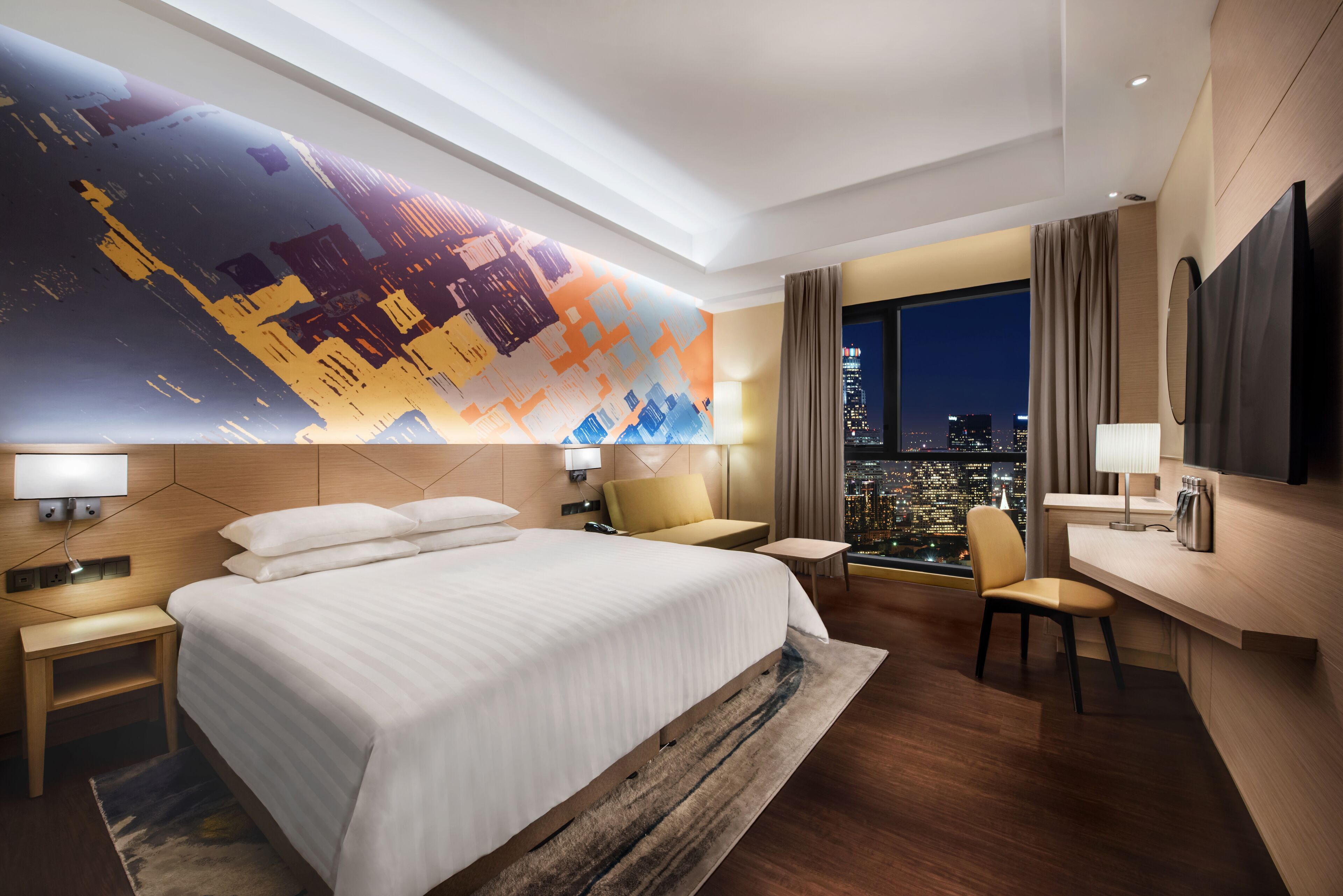 deluxe plus double, 1 bedroom | 1 bedroom, in-room safe, desk, laptop workspace