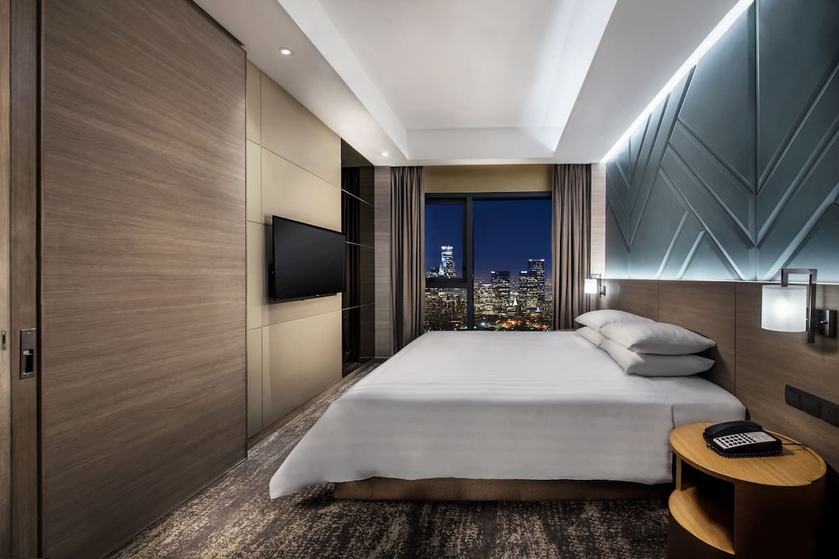 family double room | 1 bedroom, in-room safe, desk, laptop workspace