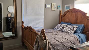 4 Schlafzimmer, Bügeleisen/Bügelbrett, kostenloses WLAN, Bettwäsche