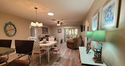 3Bedroom w/2 SeaterGolfCart