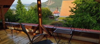 Immaculate 1-Bed House in Nagymaros