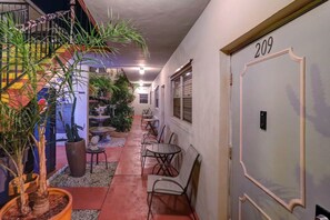 Deluxe Studio, 1 Queen Bed | Terrace/patio
