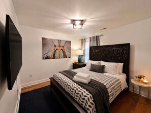 4 bedrooms, iron/ironing board, free WiFi, bed sheets