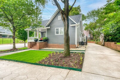 Heart of Atlanta Home 1 Block Away From Beltline & Krog Market