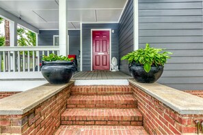 تفاصيل الفندق من الخارج