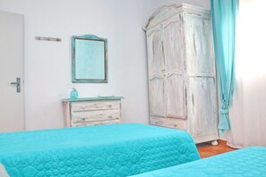 1 bedroom, internet, bed sheets