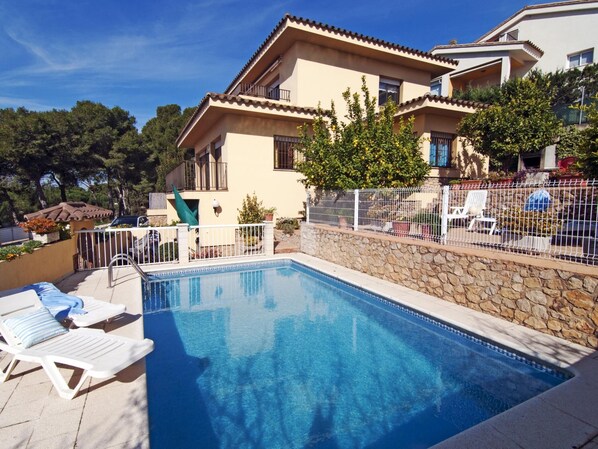 Pool - Spacious house with private pool and barbecue (l'Escala)
