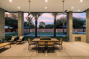 Outdoor dining