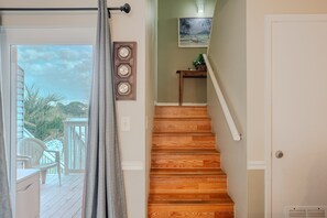 Interior - No elevators! Pool! Free Parking! (Panama City Beach)