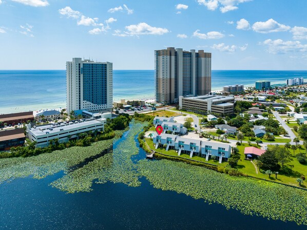 Exterior - No elevators! Pool! Free Parking! (Panama City Beach)