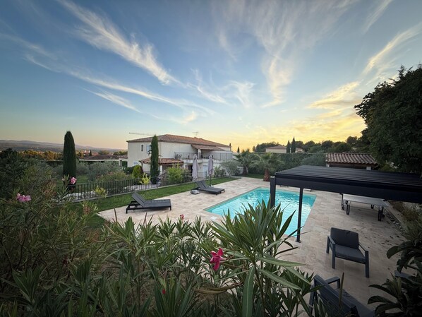 Outdoor pool, a heated pool