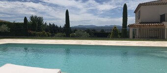 Luxury villa in Aix en Provence, with 2 private accommodation