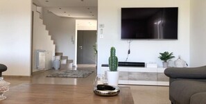 Interior -  Luxury villa in Aix en Provence, with 2 private accommodation  (Aix-en-Provence)