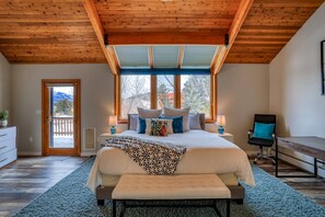 5 makuuhuonetta, silitysrauta/-lauta, ilmainen Wi-Fi, vuodevaatteet