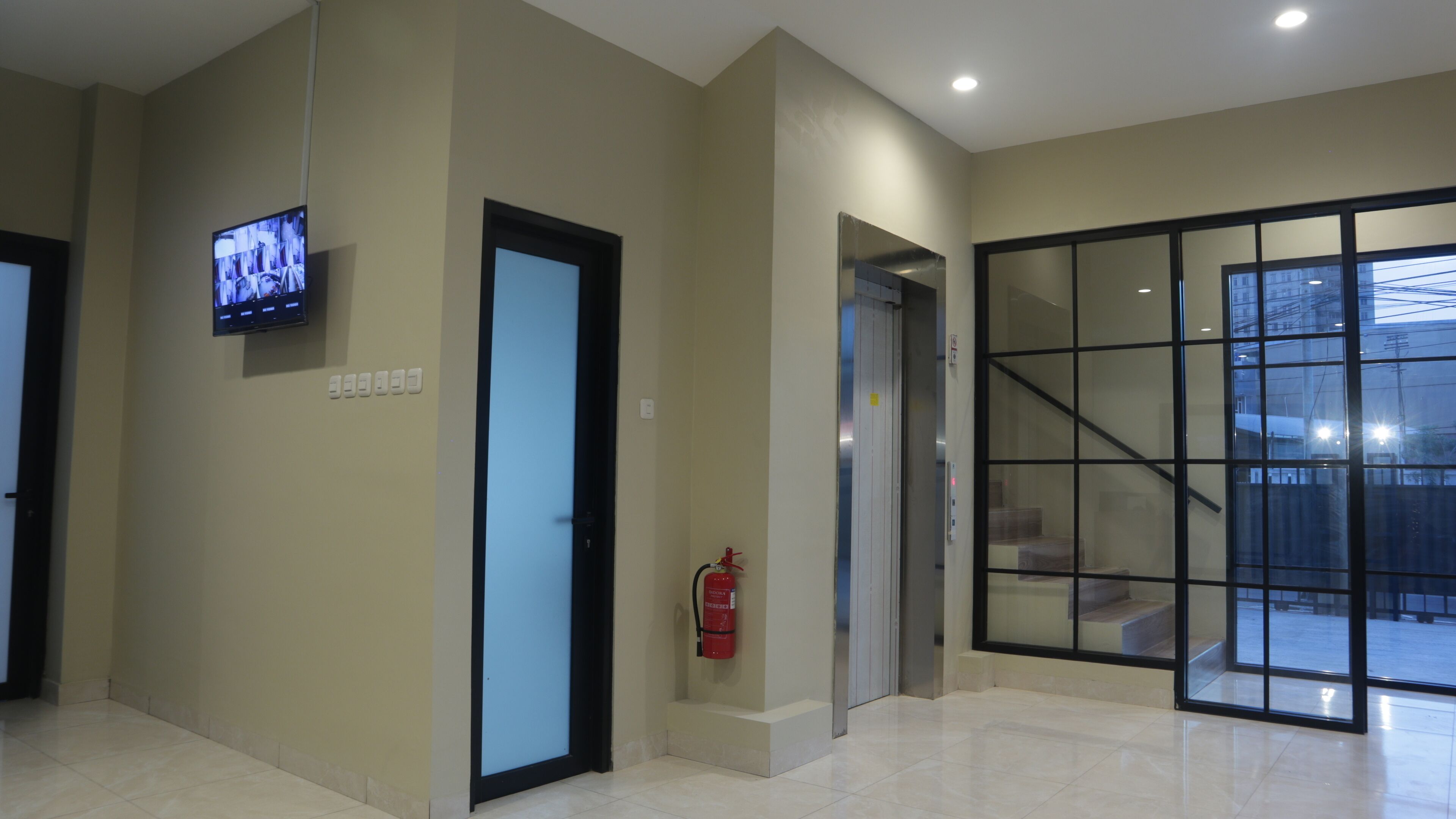 Foto - Djuragan Kamar Slipi