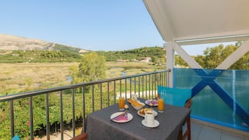 Triple Room | Balcony