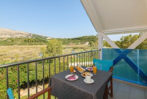 Chambre Triple | Balcon