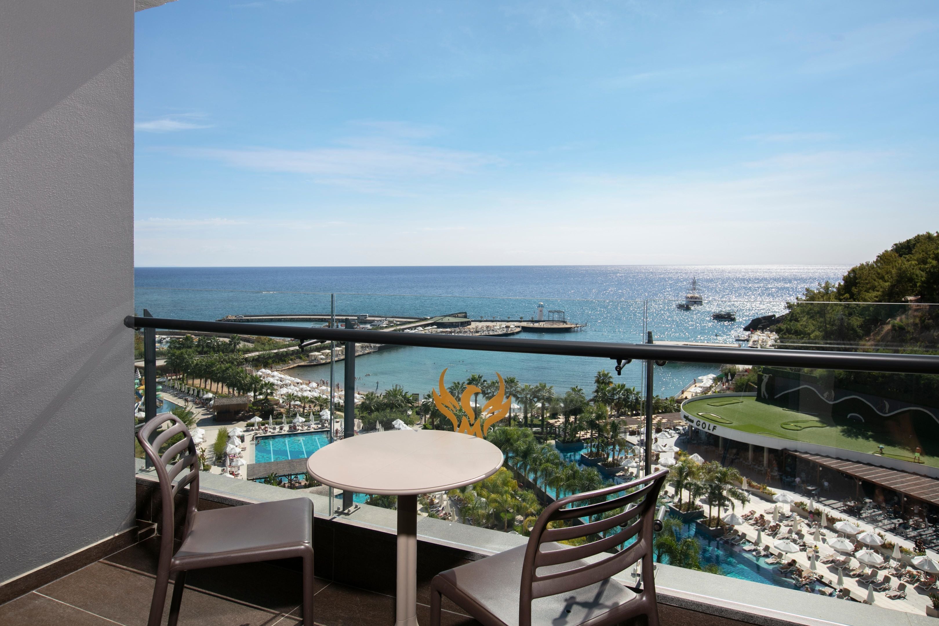 Standard Sea View Room | Outdoor dining