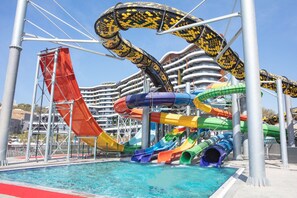 Toboggan aquatique