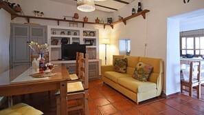 TV, lareira