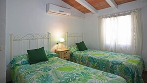 3 quartos, ferros/tábuas de passar roupa, Wi-Fi de cortesia