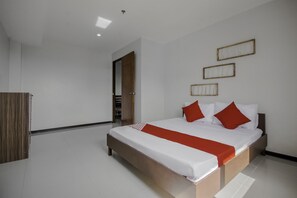 Suite, 2 Bedrooms | Free WiFi, bed sheets - OYO 739 Cornerstone Manor (Mandaue)
