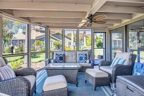 Interior - Beach-2-Green - 3BR condo w/ golf views & pool (Ponte Vedra Beach)