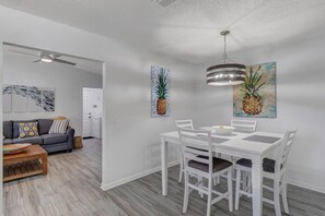 Dining - PV Clubhouse in Old Ponte Vedra (Ponte Vedra Beach)