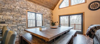 New! Luxury Lodge w/ Pool, Sauna & Theater