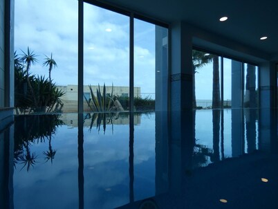 Luxurious 8 Bedroom Villa with indoor pool & sauna