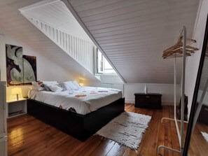 2 bedrooms, iron/ironing board, travel crib, free WiFi