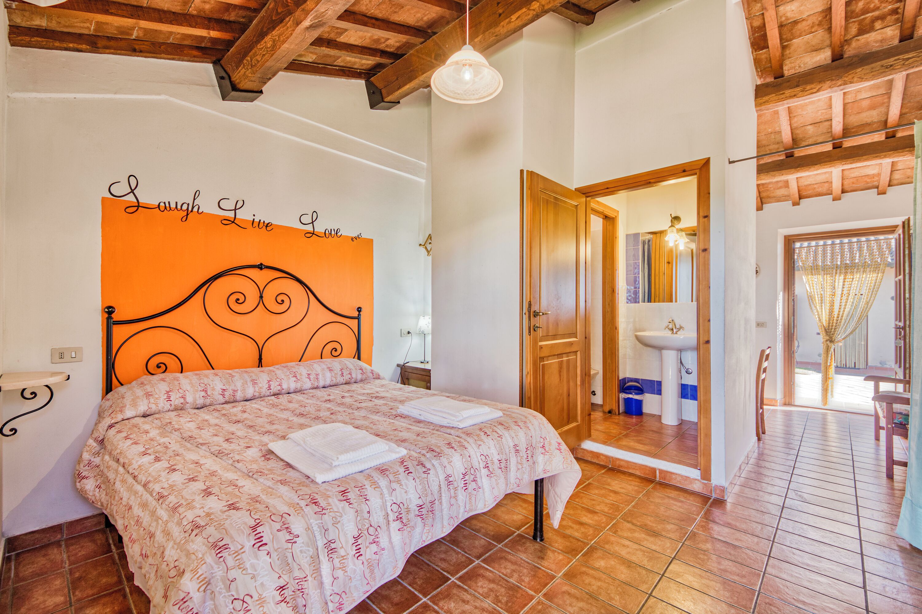 Appartement Familial, plusieurs chambres, côté montagne (Thyme apt with shared pool)