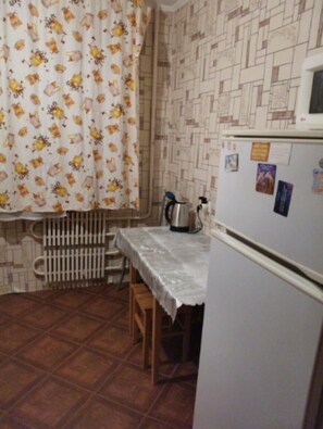 Comfort-Apartment | Eigene Küche | Kühlschrank, Mikrowelle, Ofen, Herdplatte