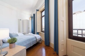 6 camere, ferro/asse da stiro, Wi-Fi, lenzuola