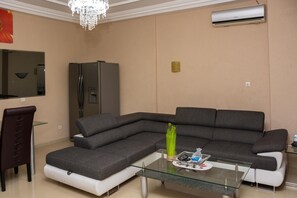 Living area - House (Lomé)