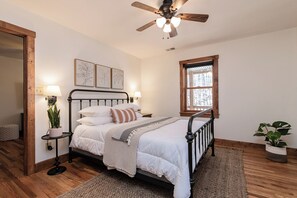 Unclassified image, 4 of 53, button - Peace on Birch*Hot Tub*ScreenPrch*Propane FP*Pet Friendly (Deep Gap)