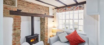 Host & Stay | Thimble Cottage