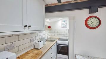 Fridge, microwave, oven, electric kettle